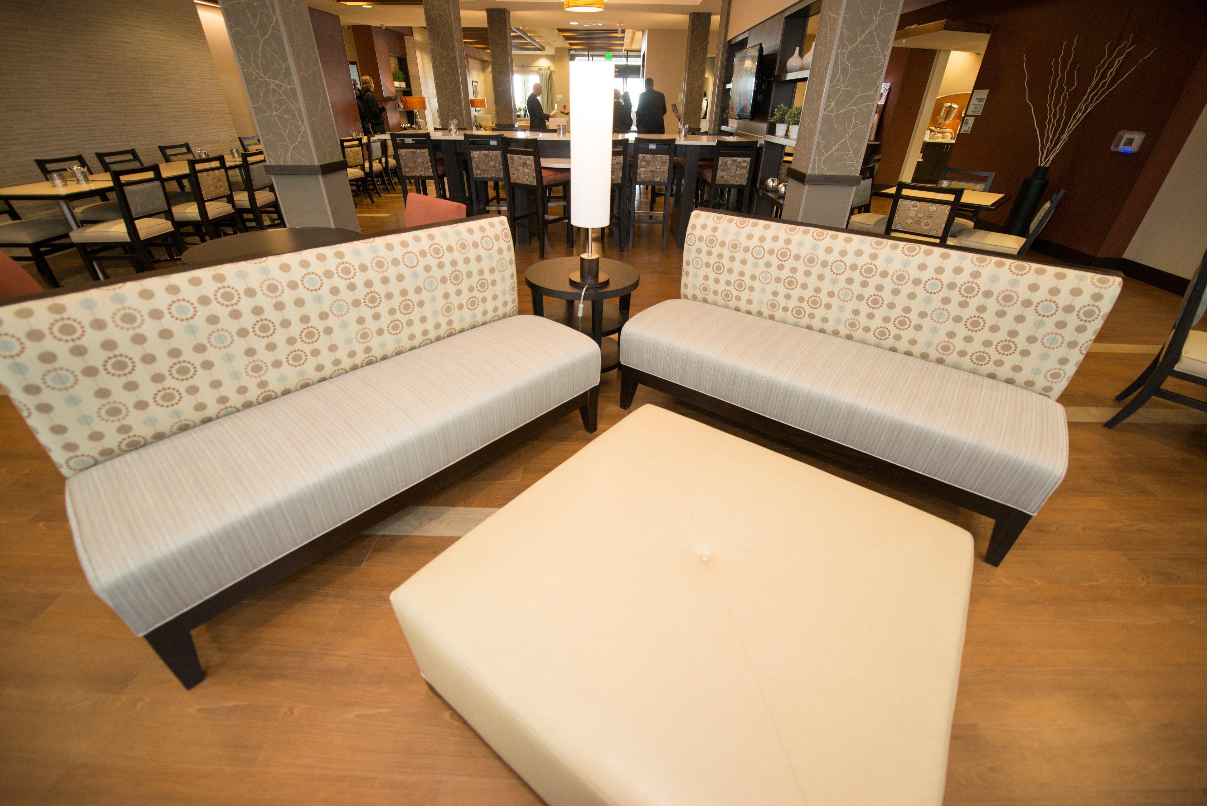 Holiday Inn Express & Suites Denver South - Castle Rock By Ihg Buitenkant foto